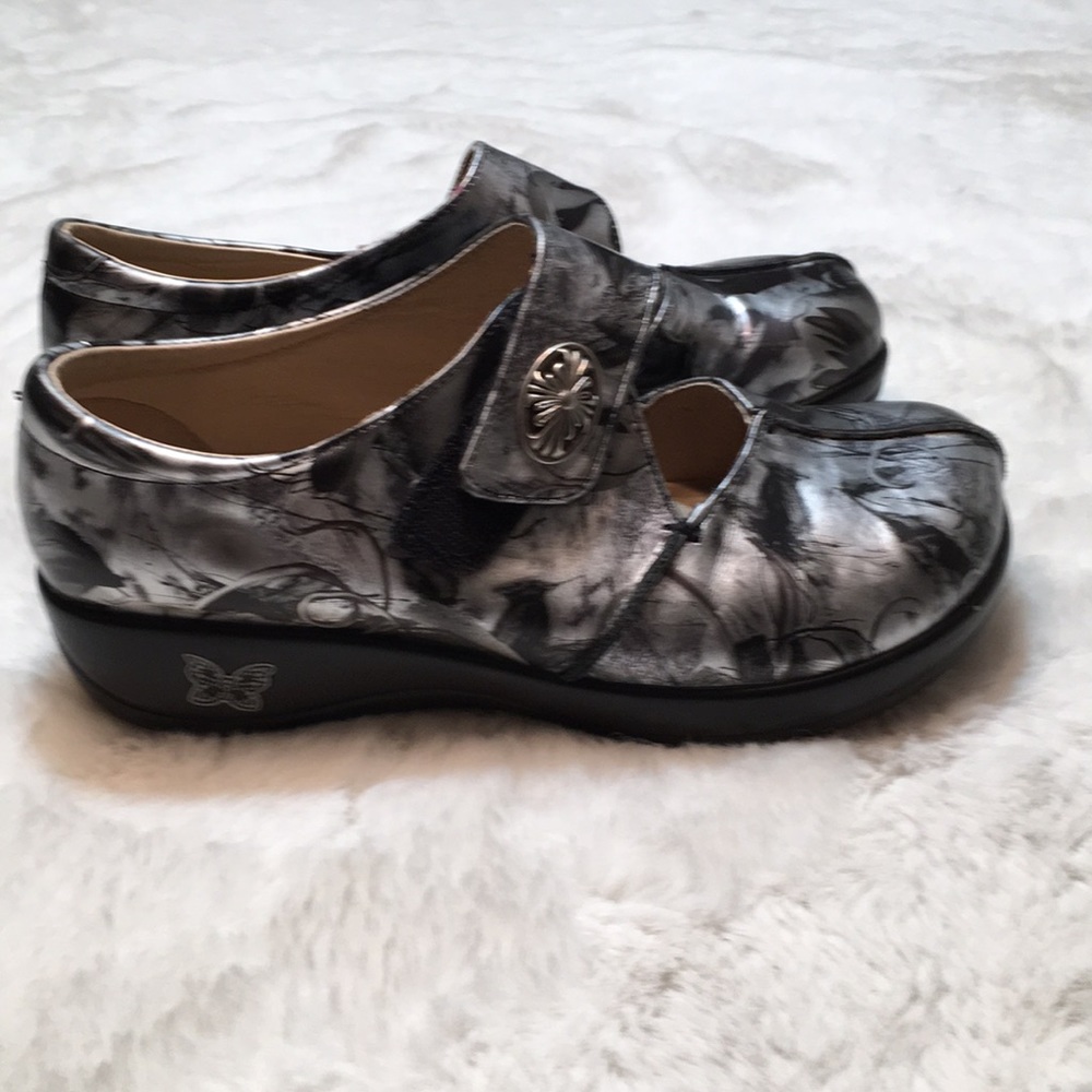 Alegria shoes size 7
